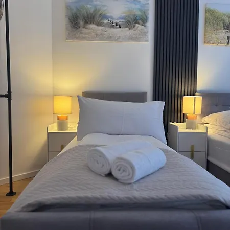 Prime Old Town Location With 3 Bedrooms For 1-7 Guests * München
