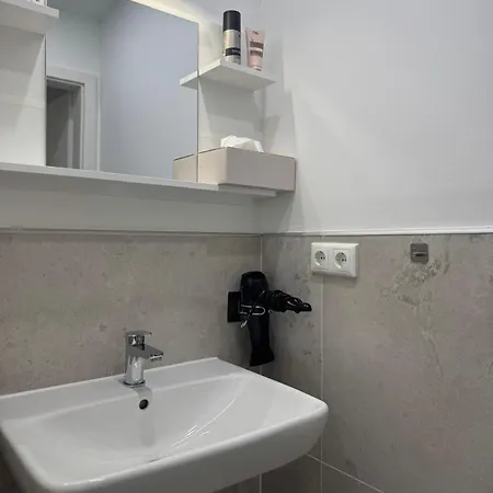 Prime Old Town Location With 3 Bedrooms For 1-7 Guests Apartment München